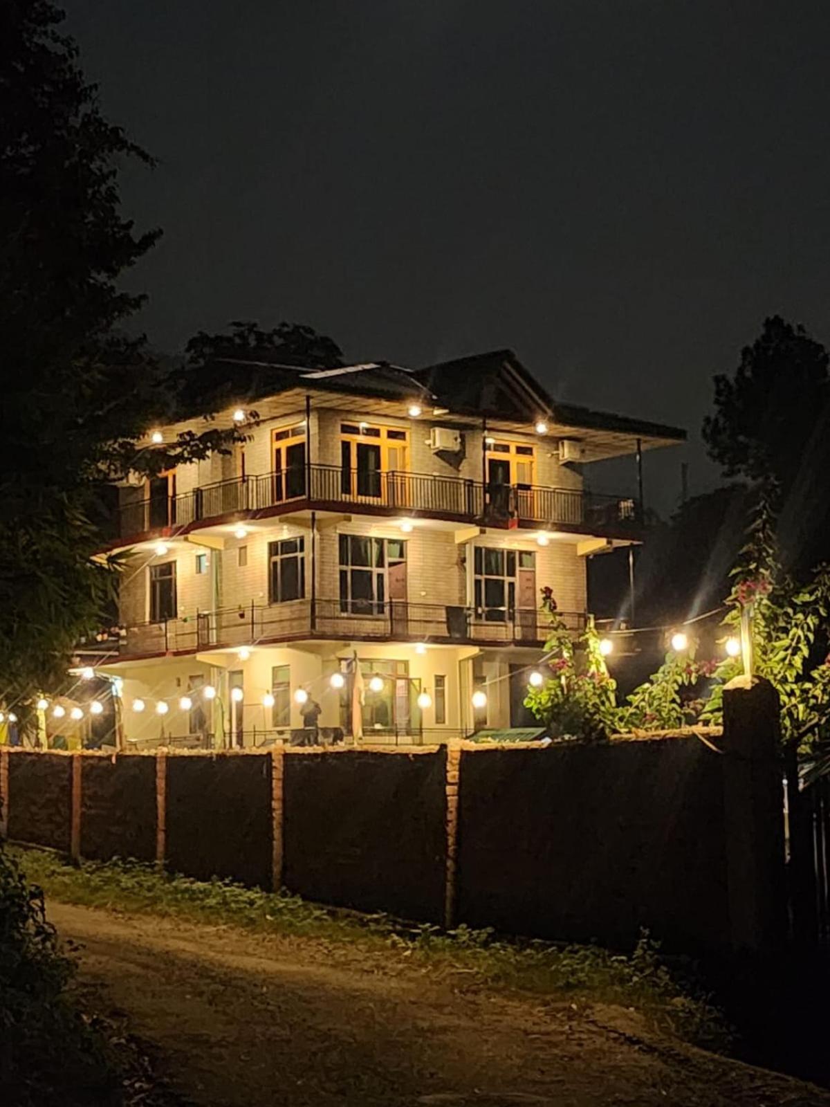 River View Villa Bir  Luaran gambar