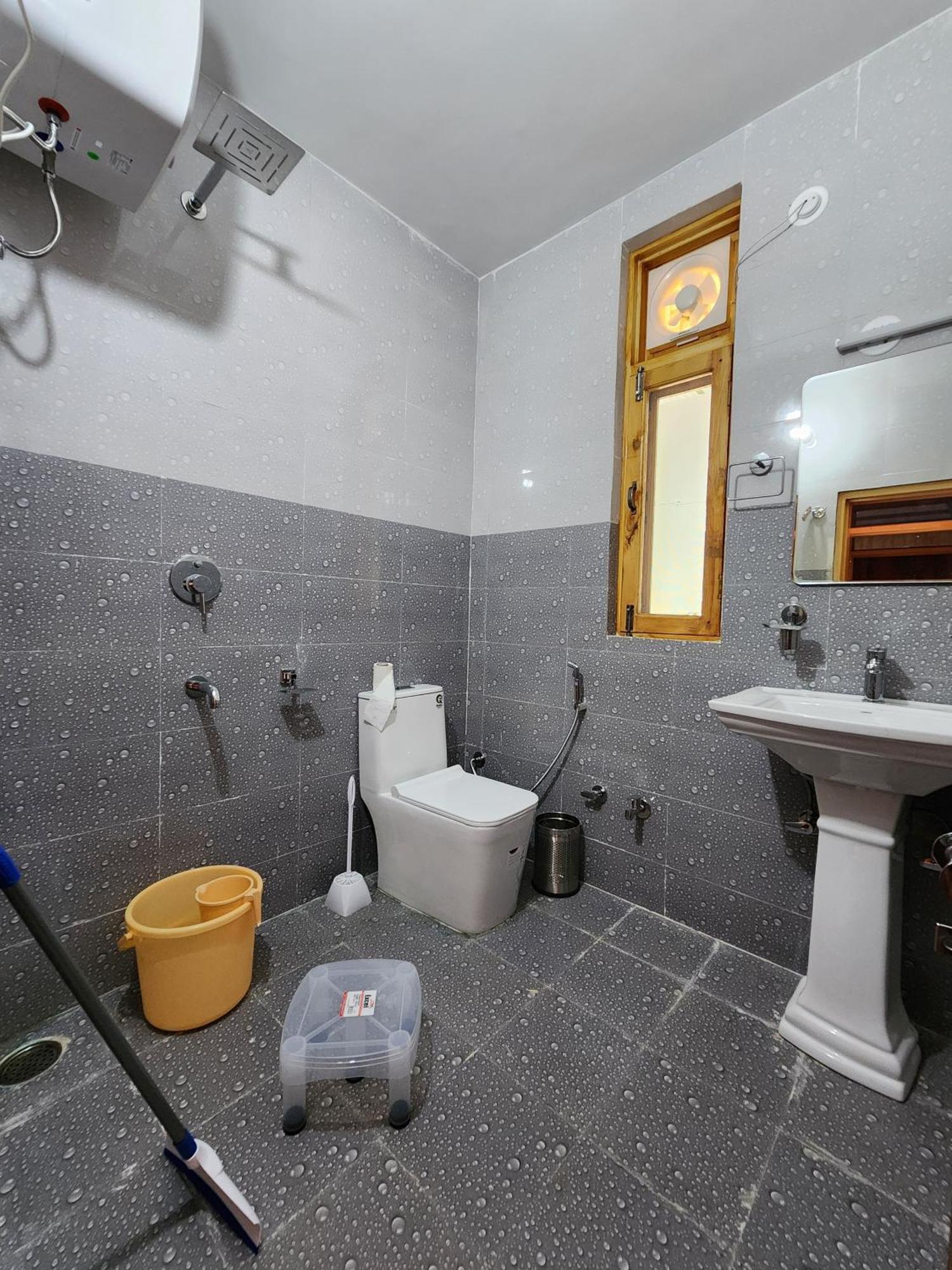River View Villa Bir  Luaran gambar
