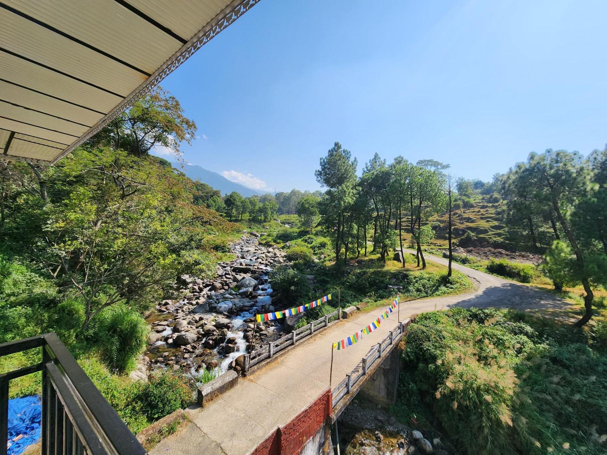 River View Villa Bir  Luaran gambar
